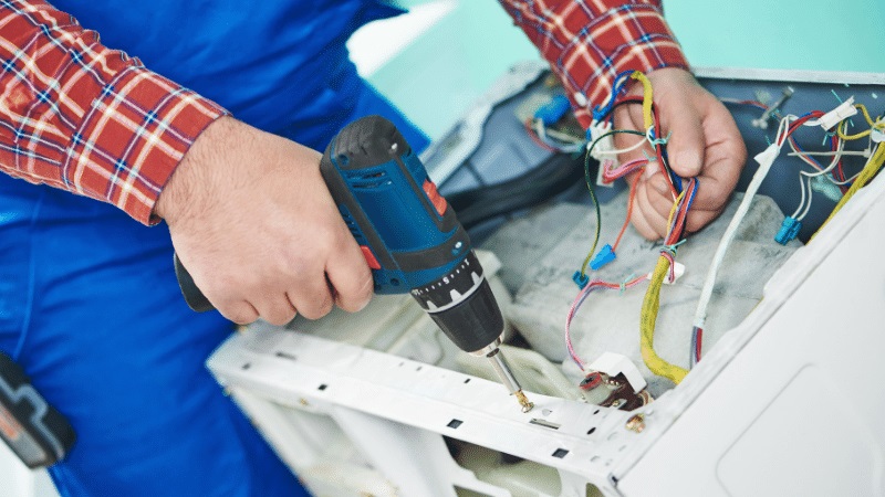 Kartepe Beko Beko çamaşır makinesi kart tamiri – Su almama arızası orijinal parça ile giderildi. - Teknik servis örneği